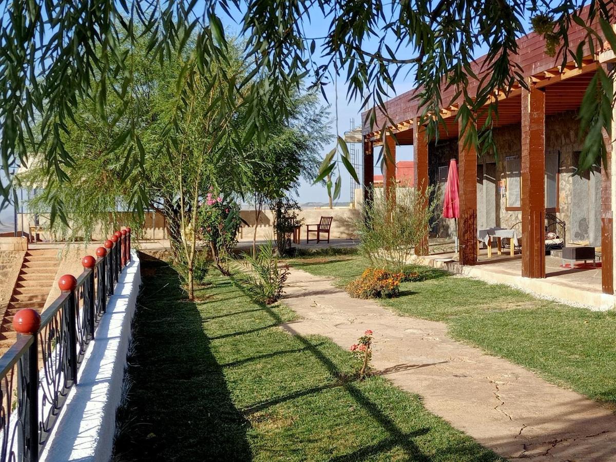 Tamanoucht Hotell Ifrane  Exteriör bild