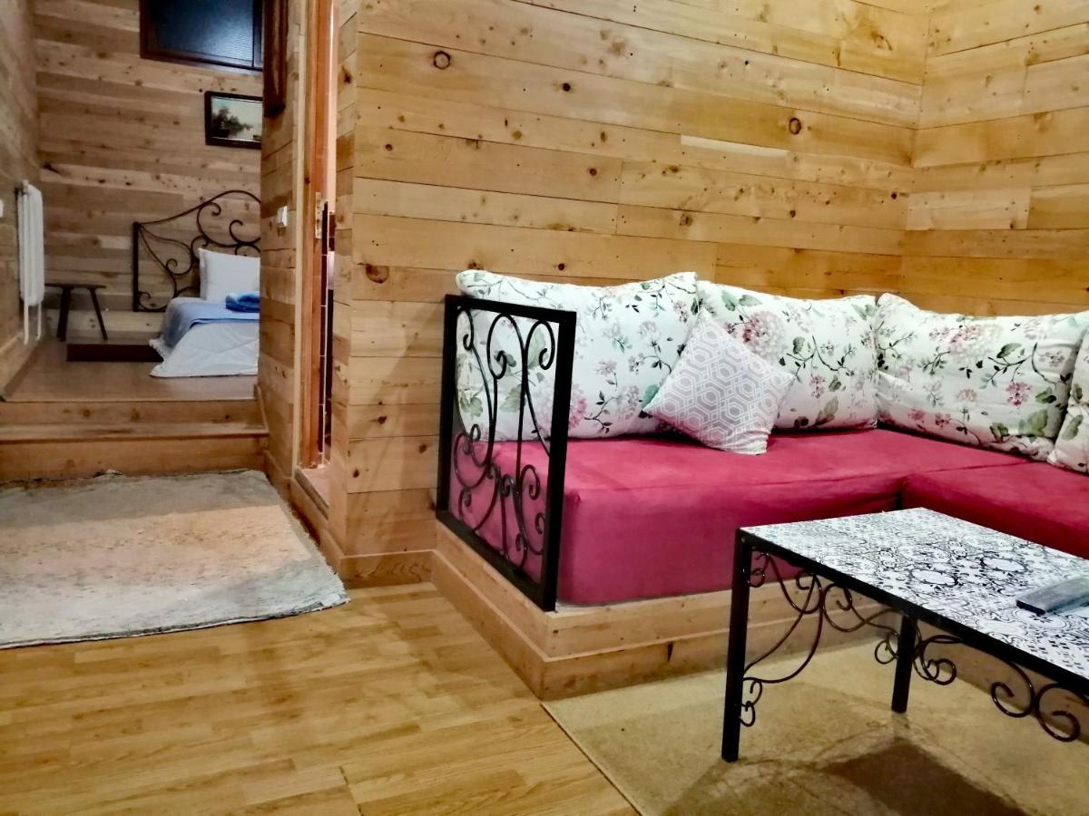 Tamanoucht Hotell Ifrane  Exteriör bild