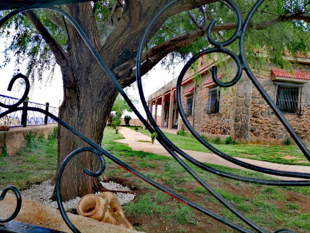 Tamanoucht Hotell Ifrane  Exteriör bild